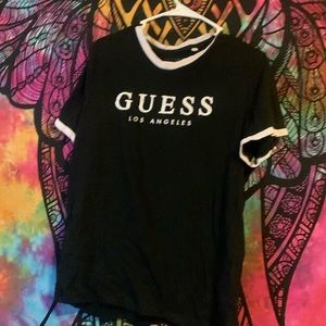 guess black and white tee shirt xL